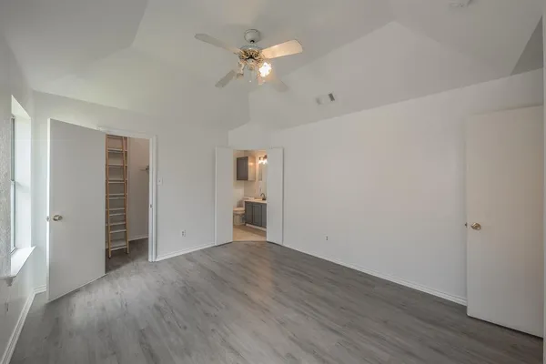 $2,150 | 3031 Lela Street, Irving, TX 75061