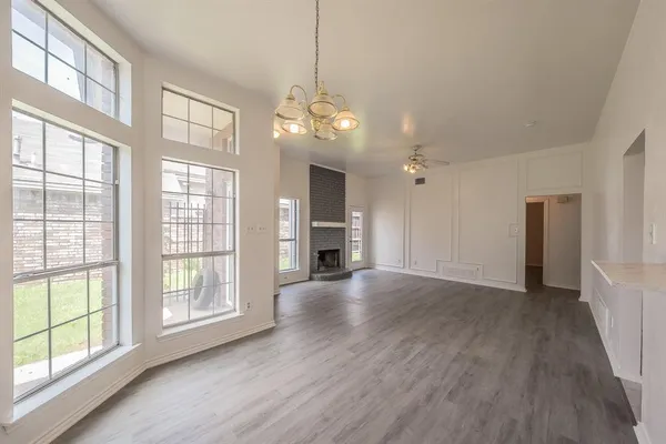 $2,150 | 3031 Lela Street, Irving, TX 75061