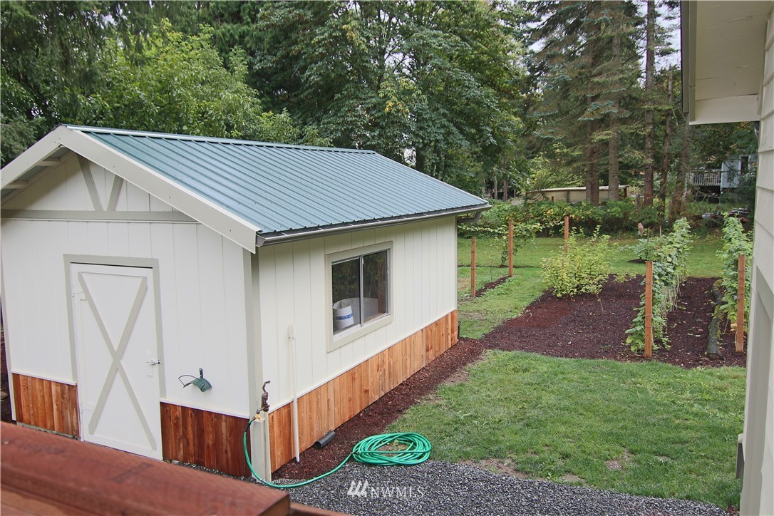 3988 Hillside Road Deming, WA 98244 - Photo 21 of 25