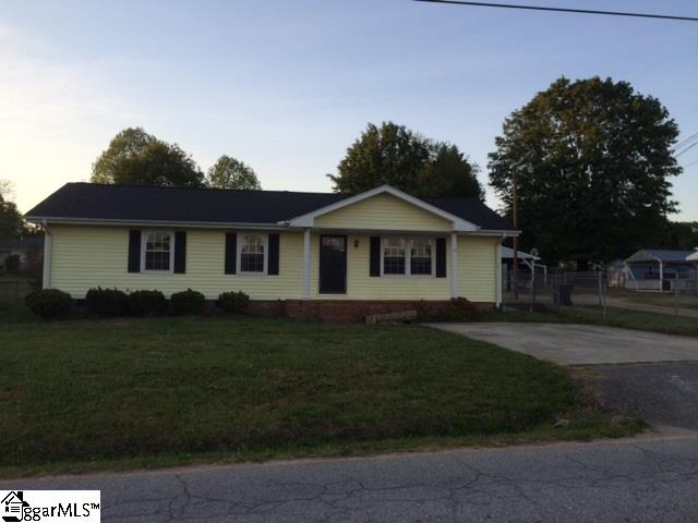 7 Stevenson Road Taylors, SC 29687 - Photo 1 of 36 Gallery Image 1
