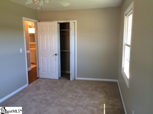 7 Stevenson Road Taylors, SC 29687 - Photo 9 of 36 Gallery Image 9