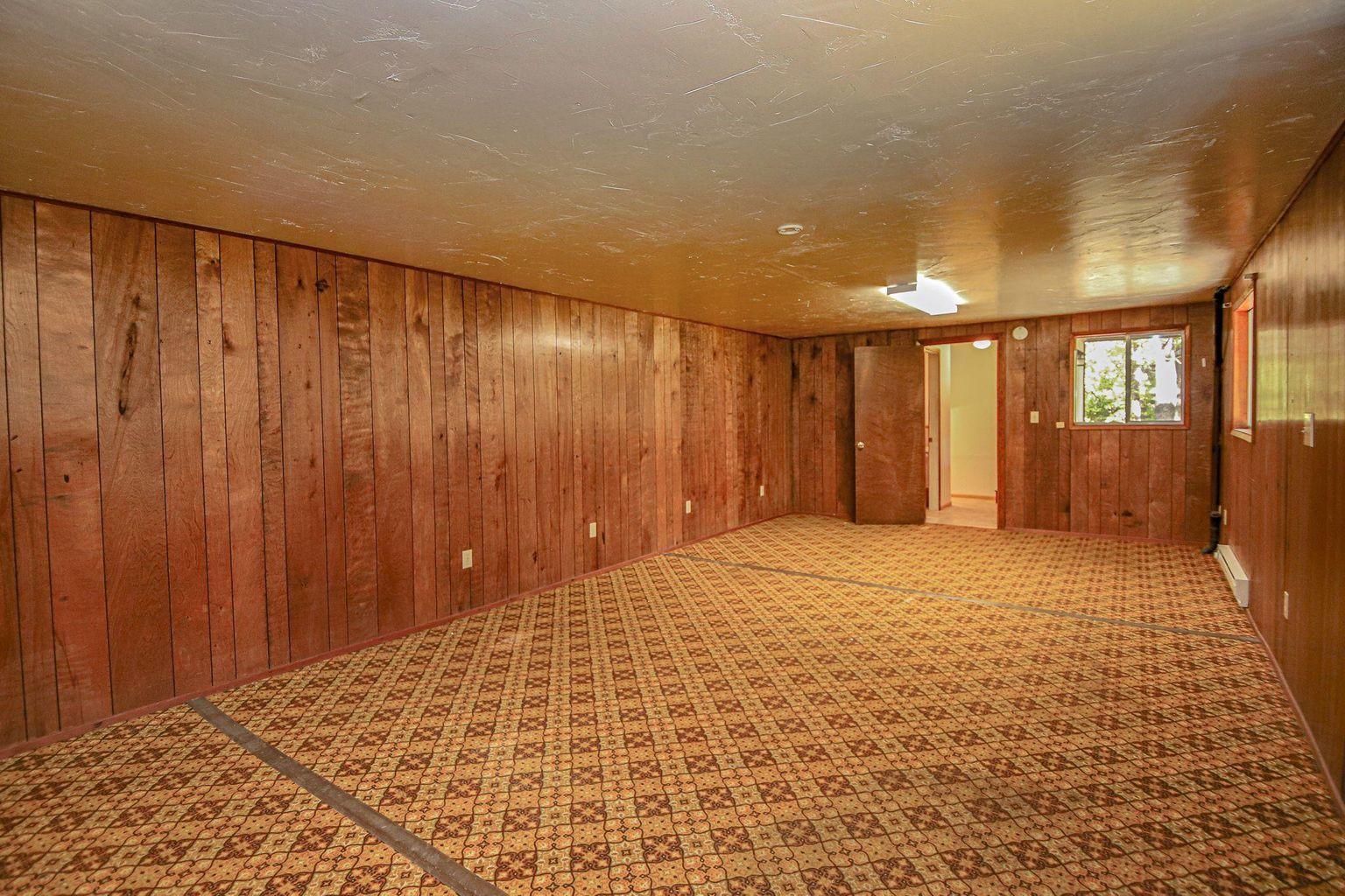 175 Earhart Road Rogue River, OR 97537 - Photo 19 of 28 Recroom2