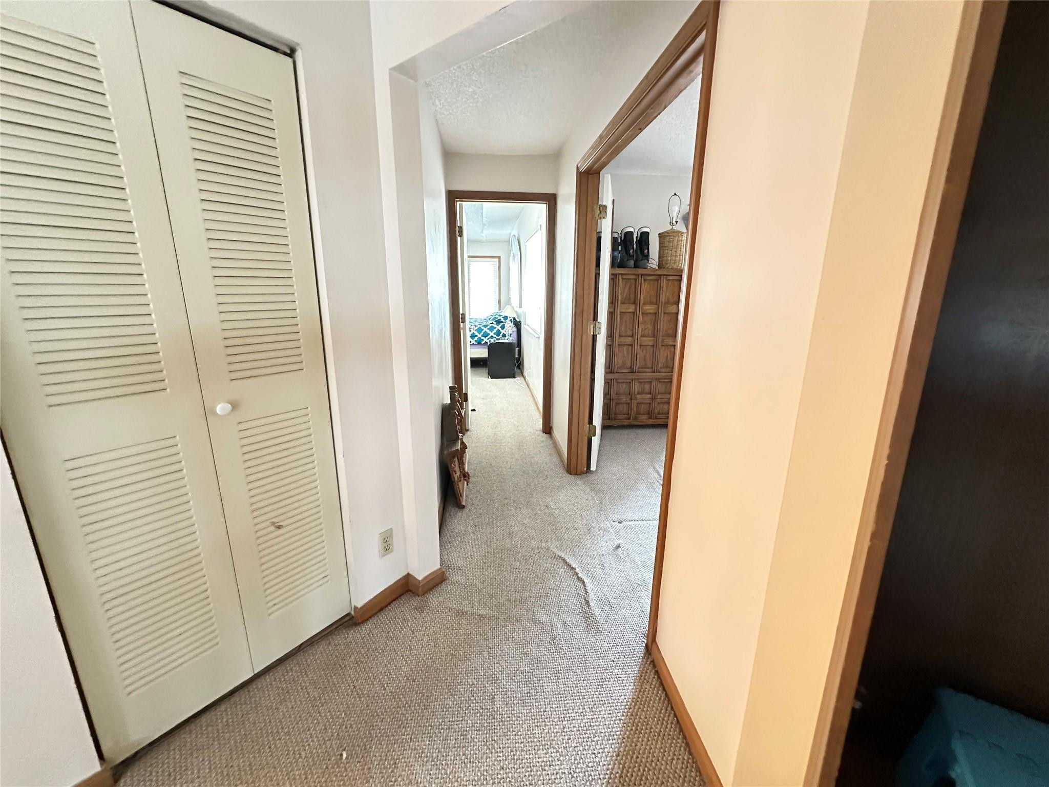 23205 Fountain View Drive, Unit D Boca Raton, FL 33433 - Photo 23 of 51 Upstairs Hallway