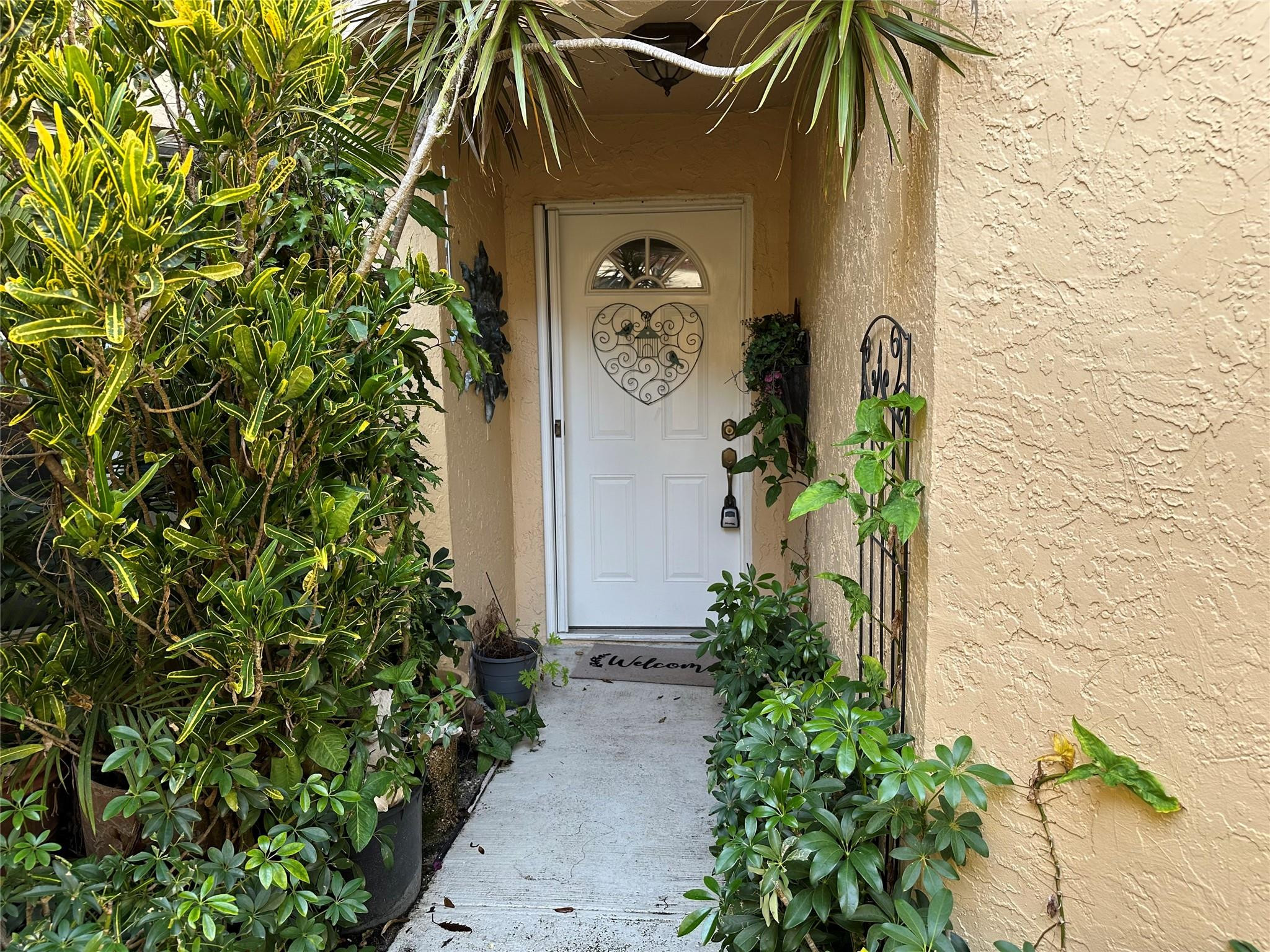 23205 Fountain View Drive, Unit D Boca Raton, FL 33433 - Photo 5 of 51 Front Door