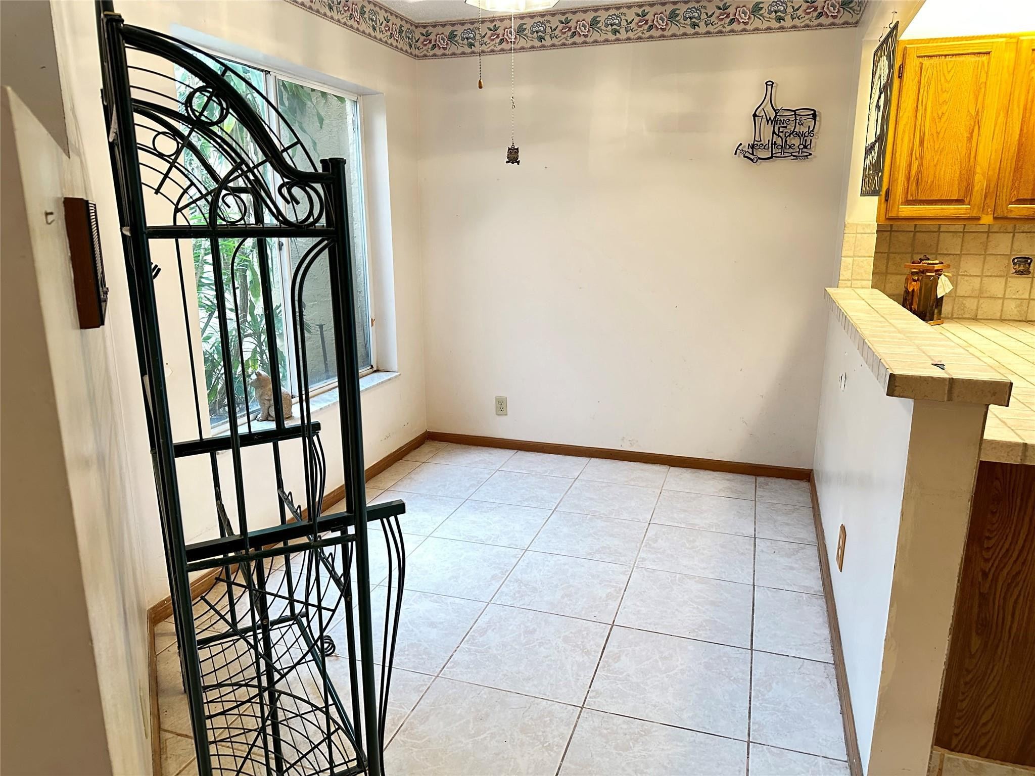 23205 Fountain View Drive, Unit D Boca Raton, FL 33433 - Photo 8 of 51 Kitchen Dining