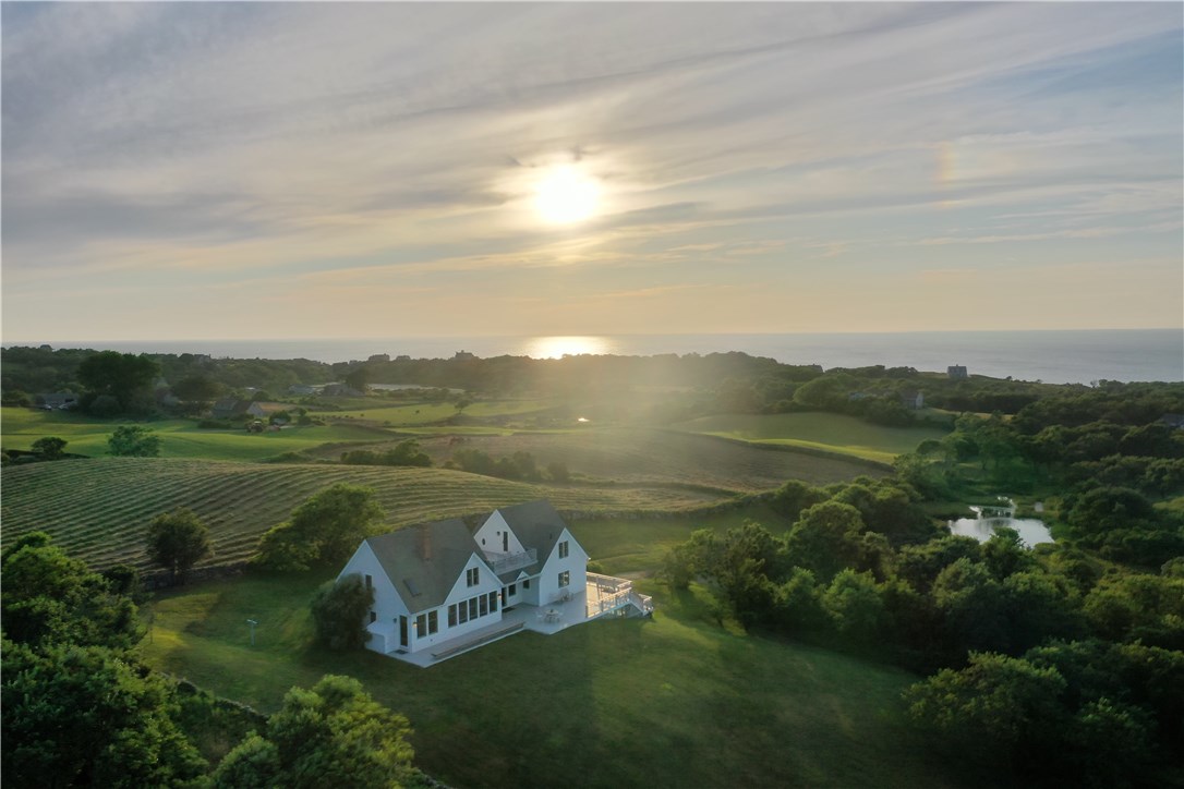 1548 Coast Guard Road Block Island, RI 02807 - Photo 2 of 18