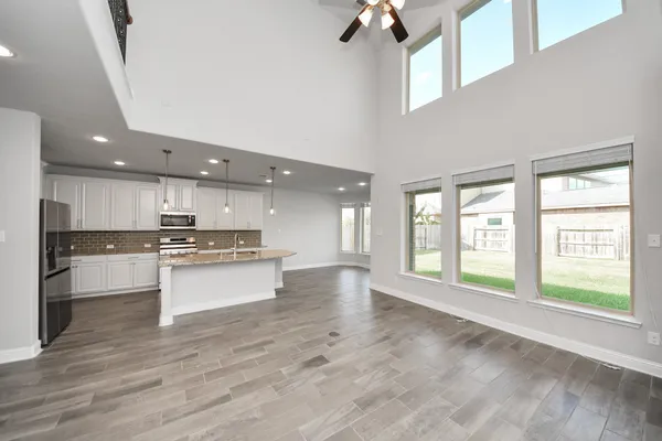 $3,200 | 29838 Norwood Canyon Lane, Brookshire, TX 77423