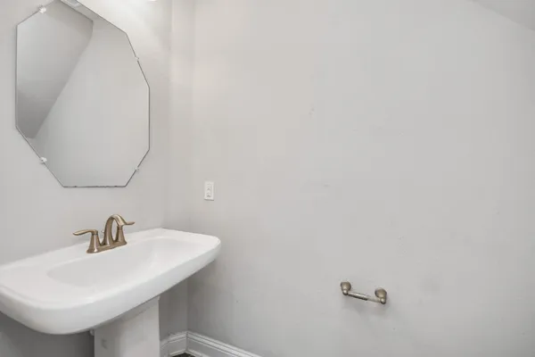 $3,200 | 29838 Norwood Canyon Lane, Brookshire, TX 77423