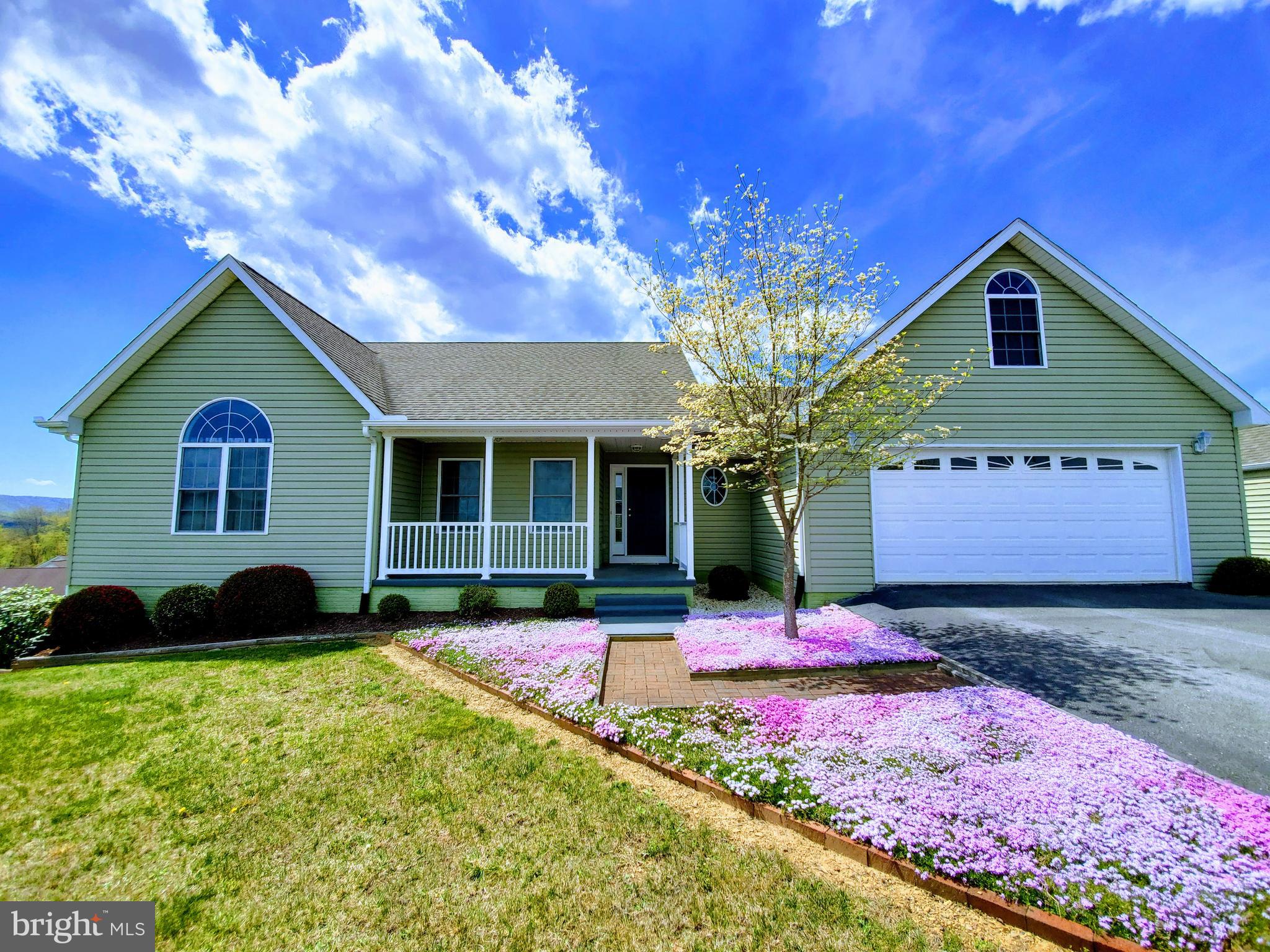 99 Frye Road Hedgesville, WV 25427 - Photo 1 of 75 Gallery Image 1