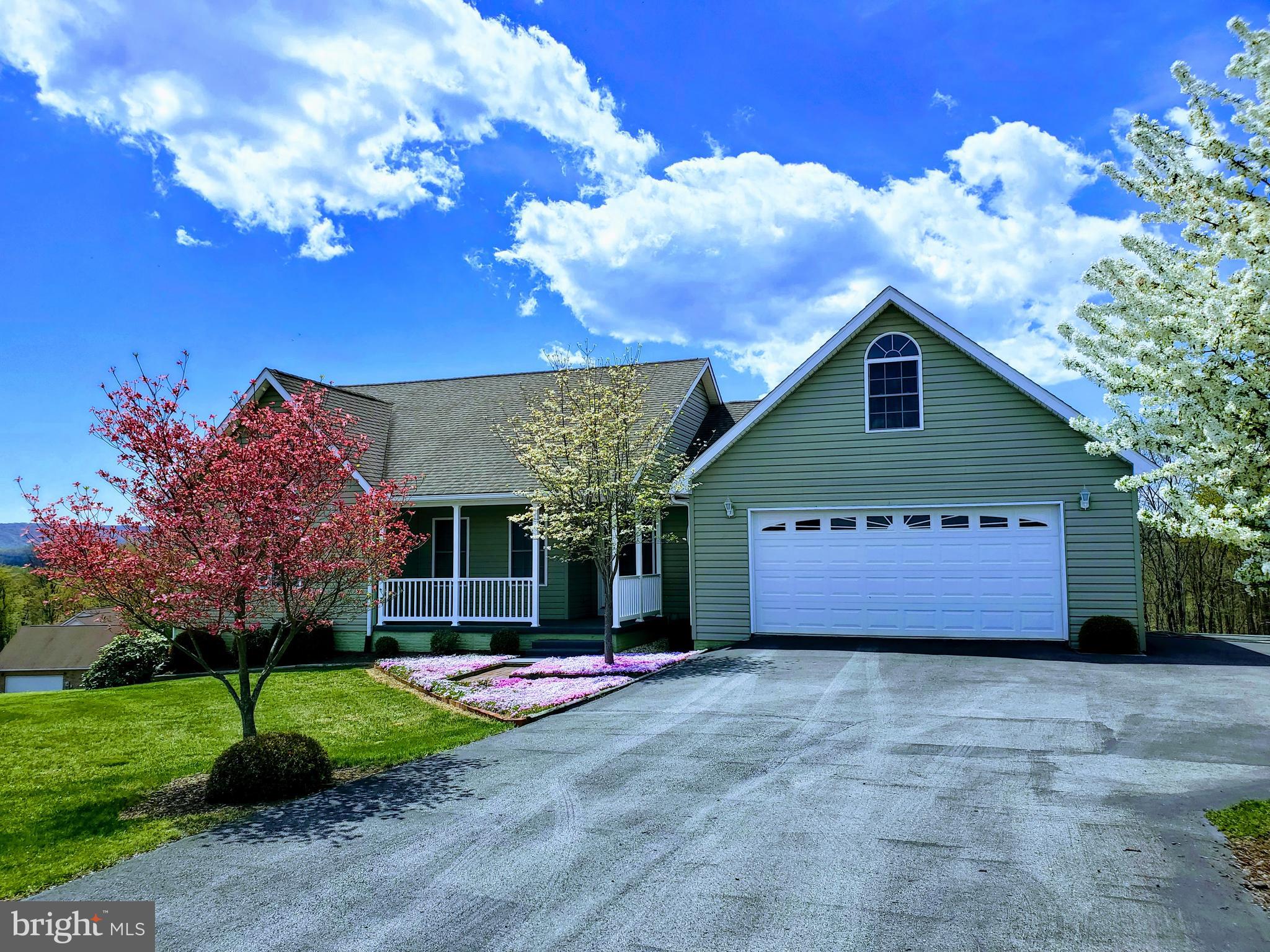 99 Frye Road Hedgesville, WV 25427 - Photo 2 of 75 Gallery Image 2
