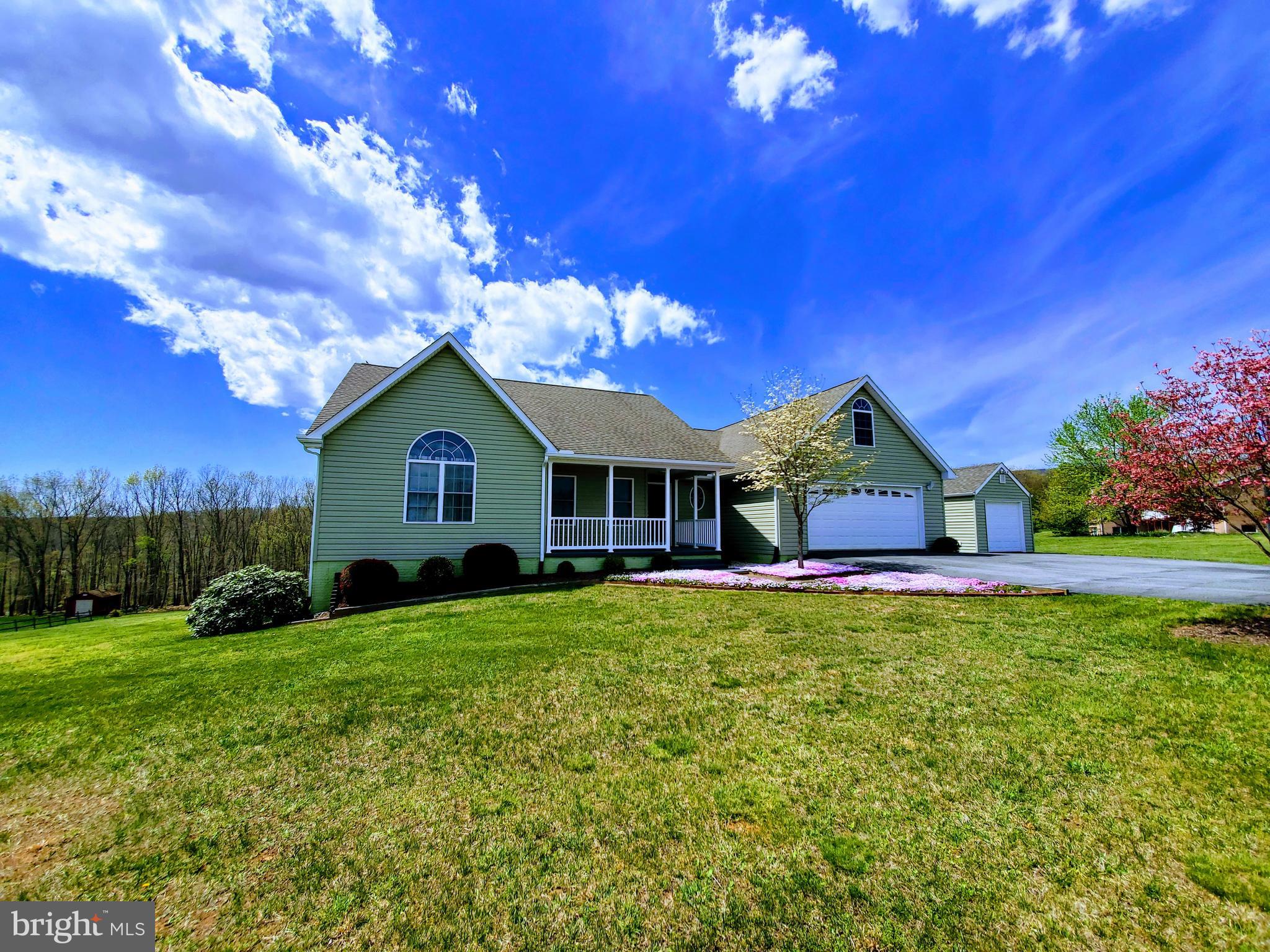 99 Frye Road Hedgesville, WV 25427 - Photo 4 of 75 Gallery Image 4