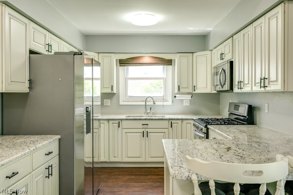 652 Garnette Road Akron, OH 44313 - Photo 14 of 25 Gallery Image 14