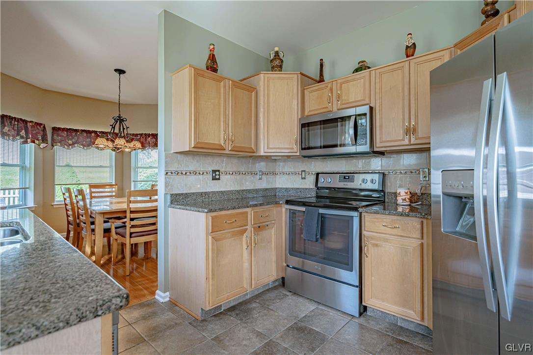 1214 Old Gate Road Northampton, PA 18067 - Photo 9 of 33 Gallery Image 9