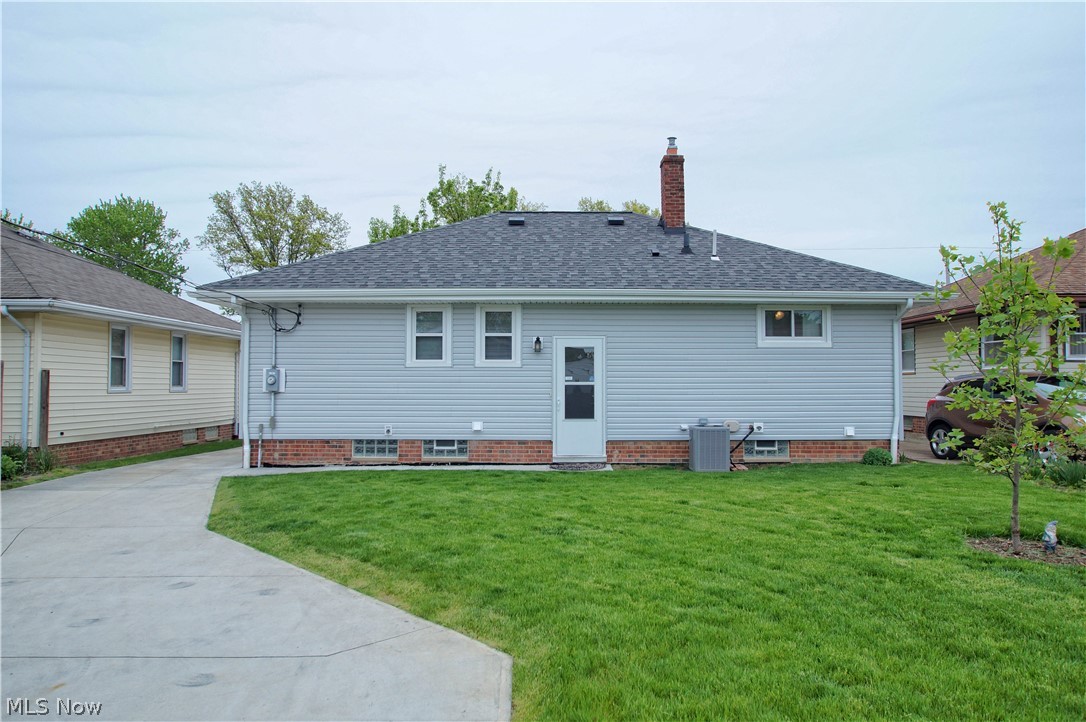 352 Clarmont Road Willowick, OH 44095 - Photo 29 of 29