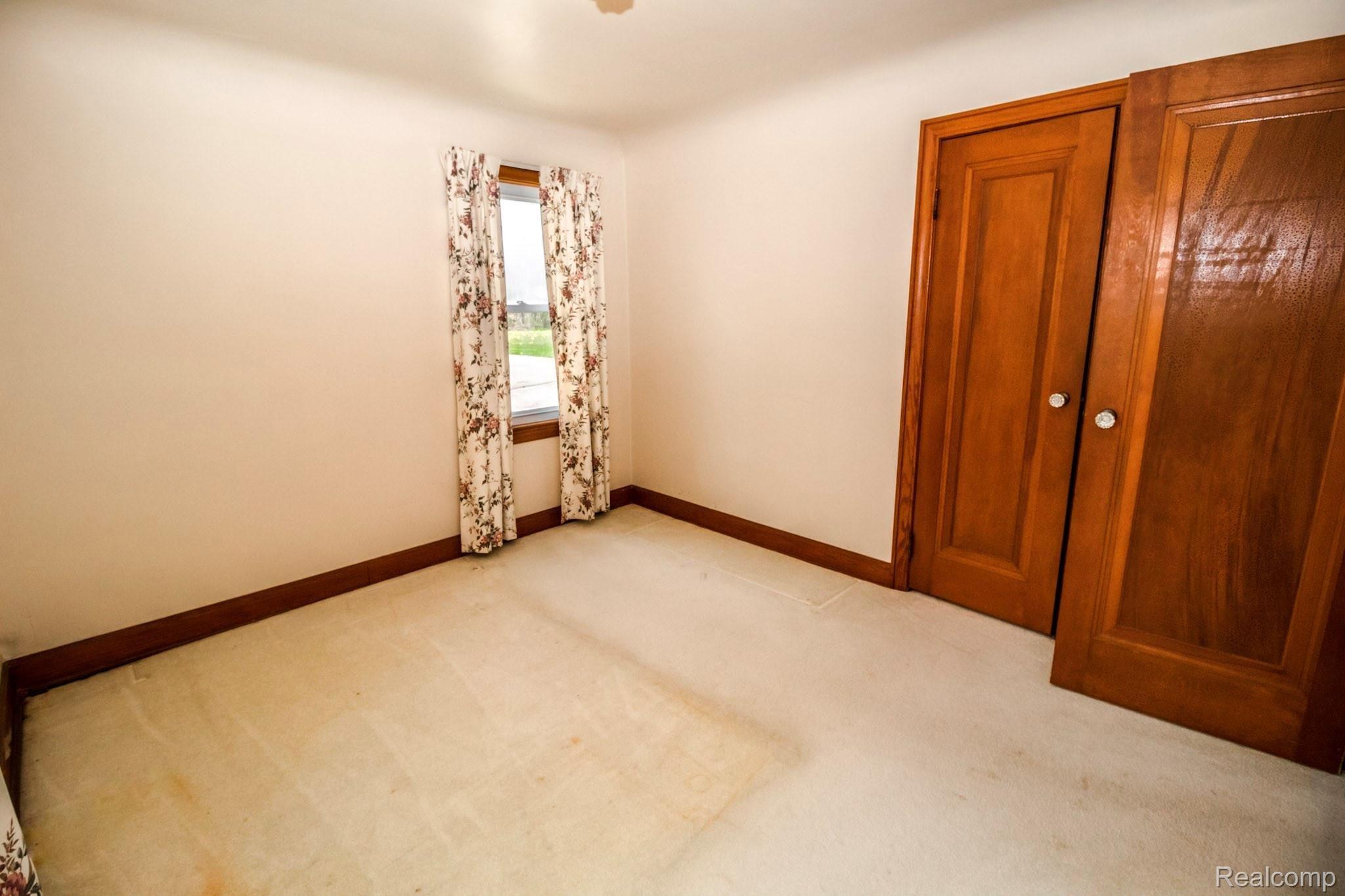 5260 Bowers Road Attica, MI 48412 - Photo 7 of 23 c22c4d180e66736cf7b9856efdba40ce.jpg