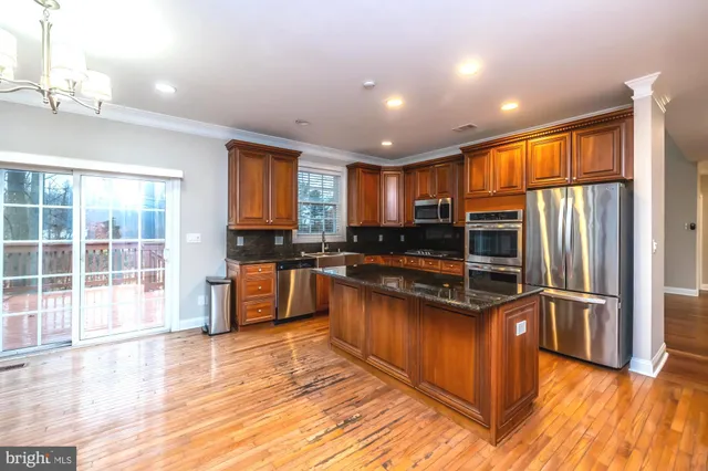 $1,100,000 | 74 Sunflower Way, Huntingdon Valley, PA 19006