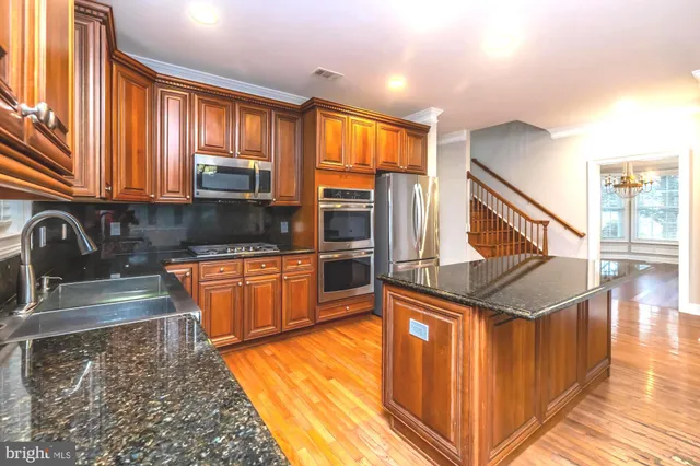 $1,100,000 | 74 Sunflower Way, Huntingdon Valley, PA 19006