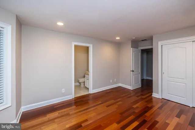 $1,100,000 | 74 Sunflower Way, Huntingdon Valley, PA 19006