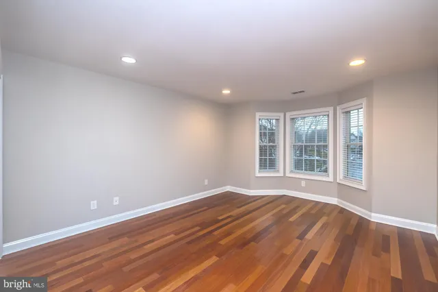 $1,100,000 | 74 Sunflower Way, Huntingdon Valley, PA 19006