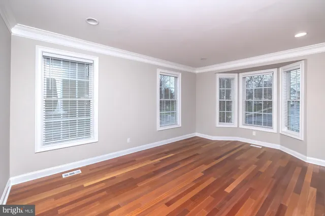 $1,100,000 | 74 Sunflower Way, Huntingdon Valley, PA 19006