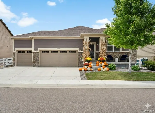 $525,000 | 5205 Periwinkle Way, Brighton, CO 80640