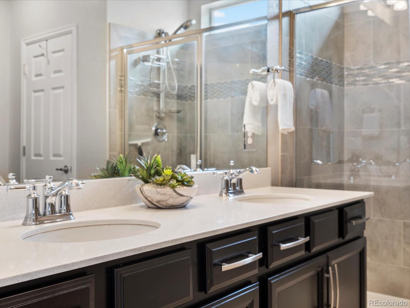 5205 Periwinkle Way Brighton, CO 80640 - Photo 13 of 30