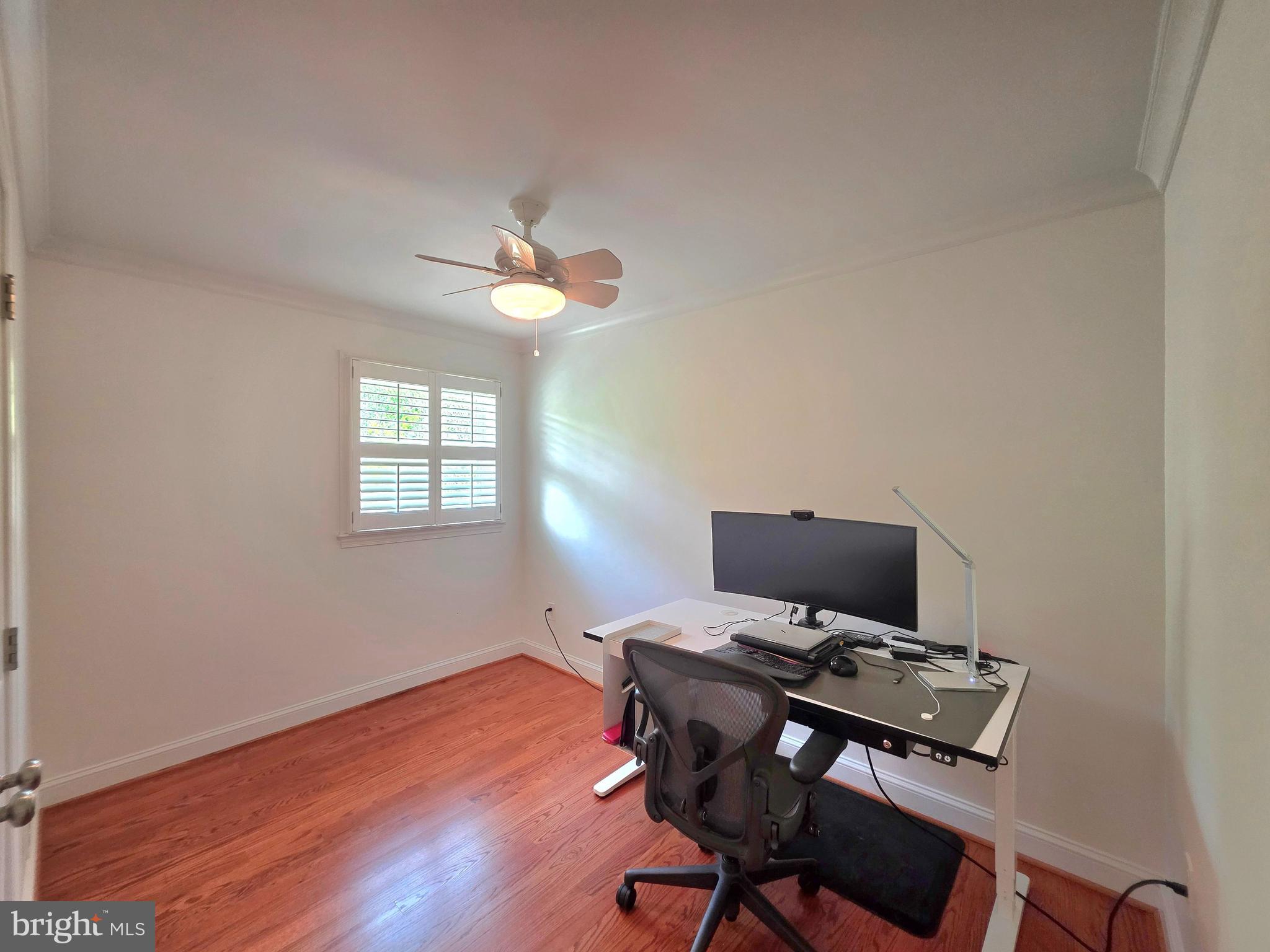 8300 Beech Tree Road Bethesda, MD 20817 - Photo 13 of 34