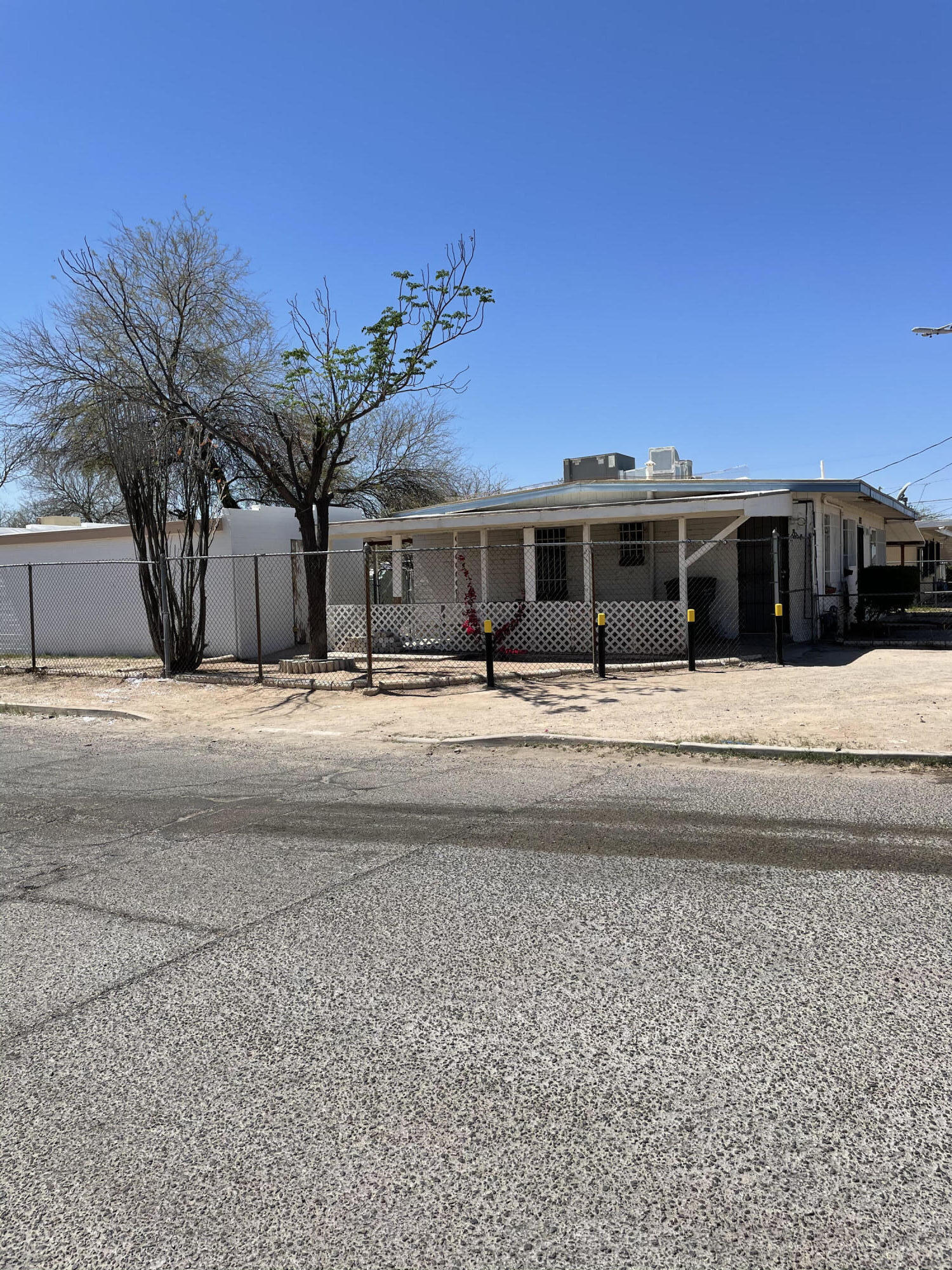822 East Bilby Road Tucson, AZ 85706 - Photo 2 of 14