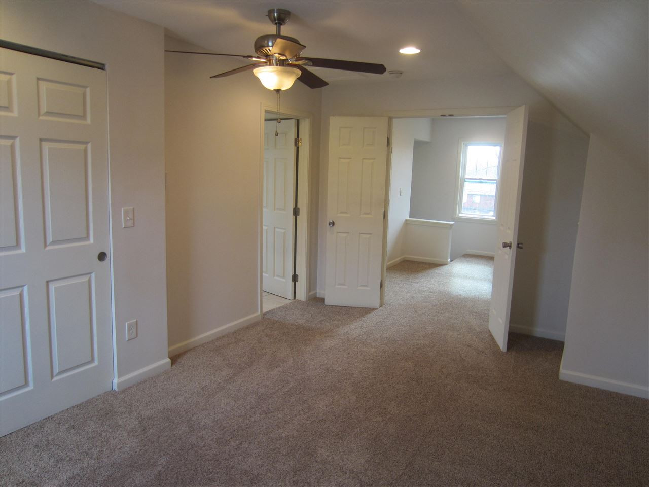 46 Ridgeway Avenue Florence, KY 41042 - Photo 6 of 14 Gallery Image 6