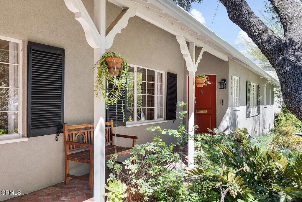 1973 Midwick Drive Altadena, CA 91001 - Photo 4 of 40 1973 Midwick Dr 006-mls