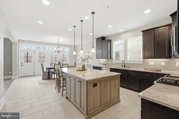 $915,000 | 16956 Takeaway Lane, Dumfries, VA 22026