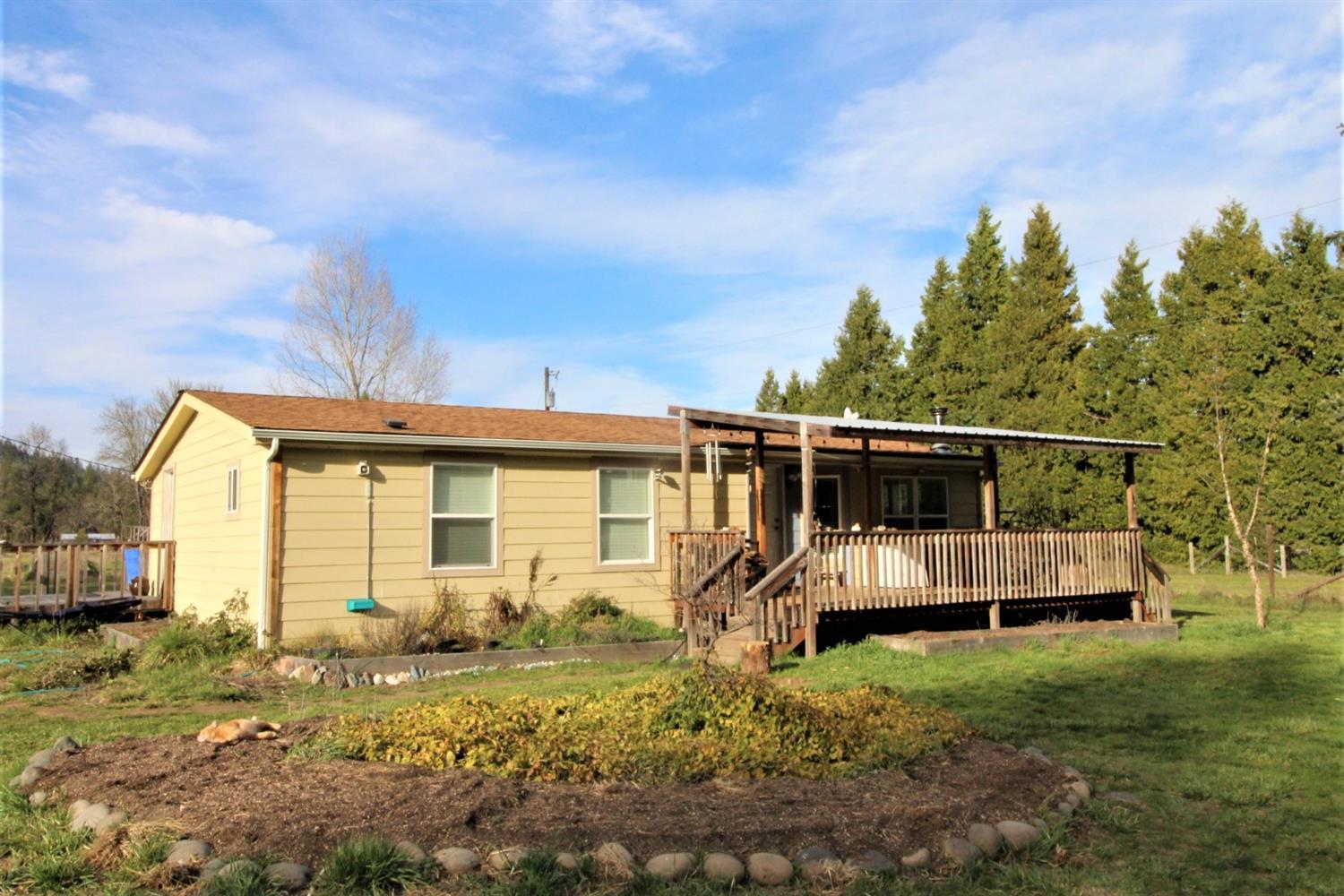 1550 Cedar Flat Road Williams, OR 97544 - Photo 1 of 14 Primary Photo