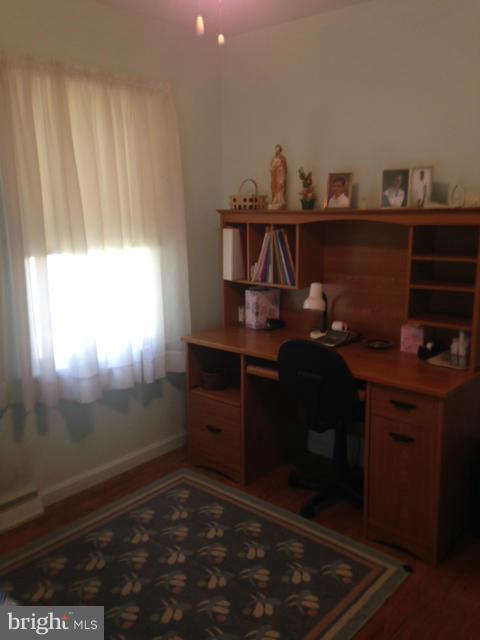 5435 Whitfield Chapel Road Lanham, MD 20706 - Photo 10 of 16 a view of a workspace