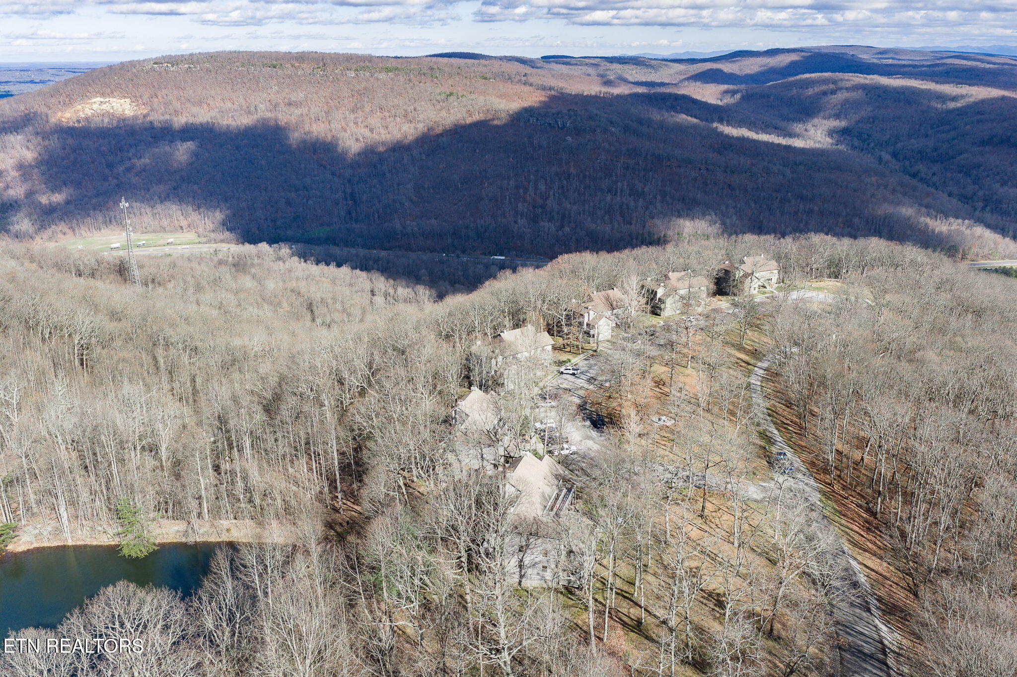 281 Moytoy Road, Unit 105 Crab Orchard, TN 37723 - Photo 18 of 23 9-web-or-mls-281 Moytoy Rd 105_053_TNPC