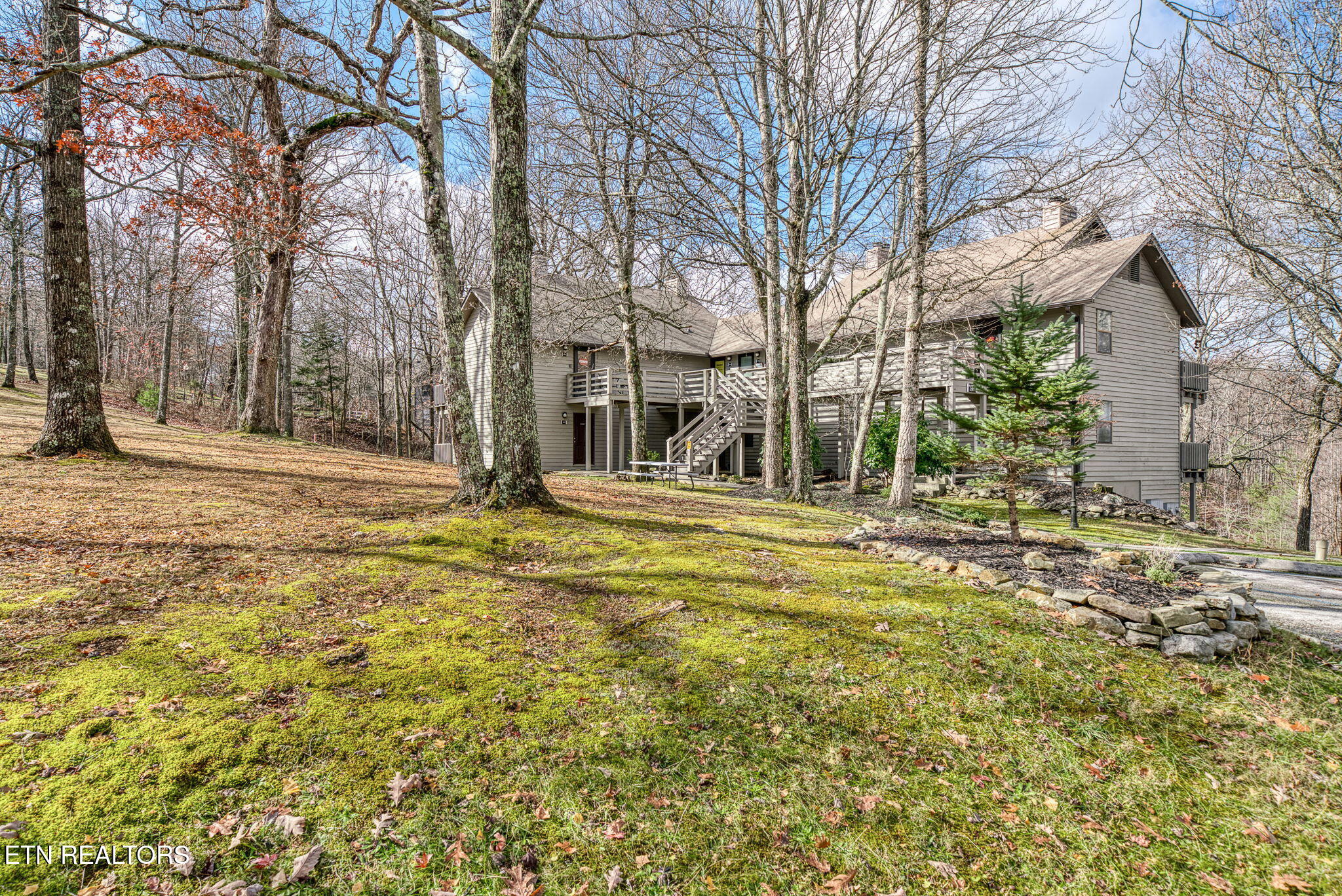 281 Moytoy Road, Unit 105 Crab Orchard, TN 37723 - Photo 21 of 23 6-web-or-mls-281 Moytoy Rd 105_039_TNPC