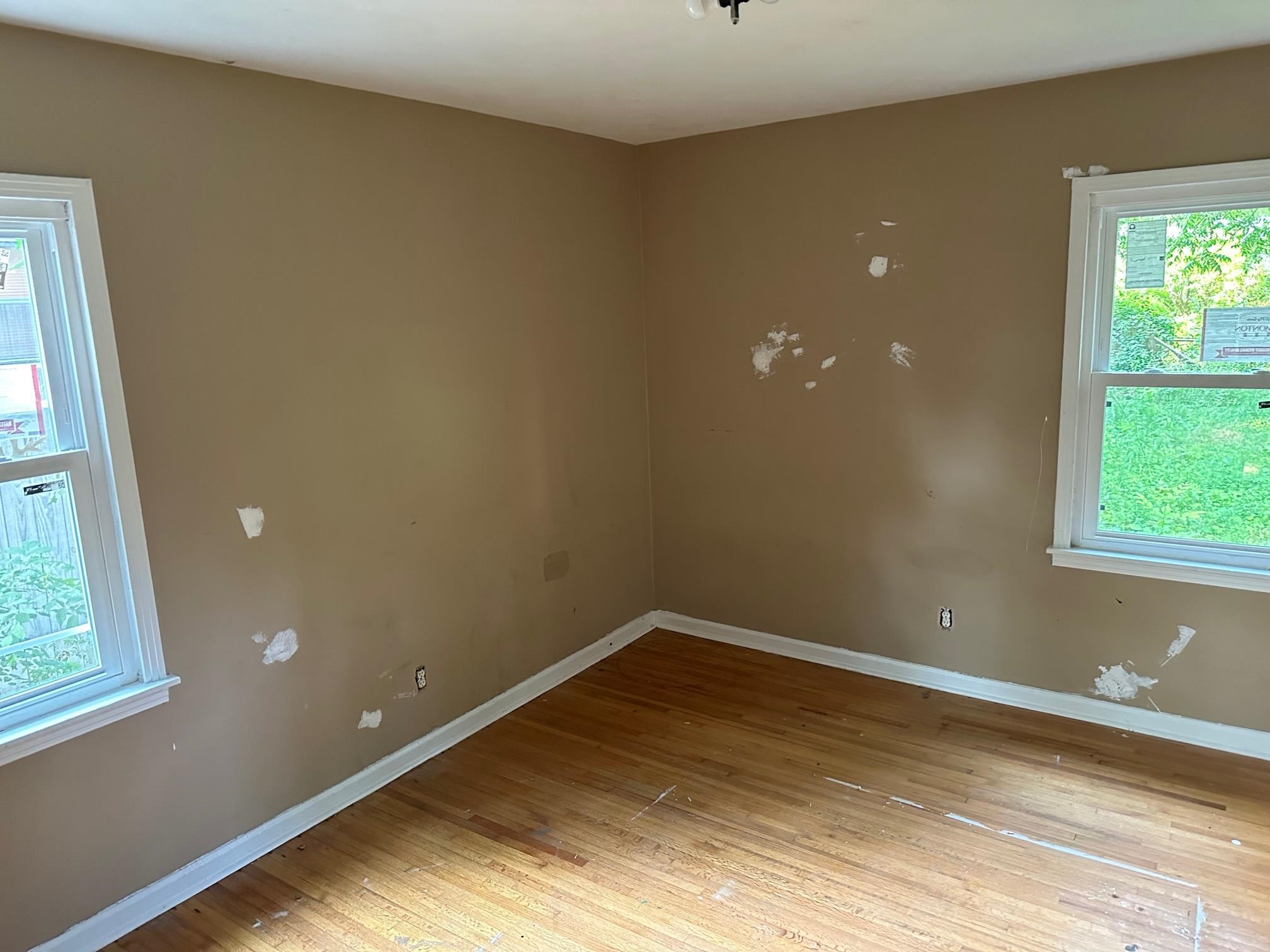 4483 Yale Road Memphis, TN 38128 - Photo 10 of 10 a view of a room with wooden floor and natural light