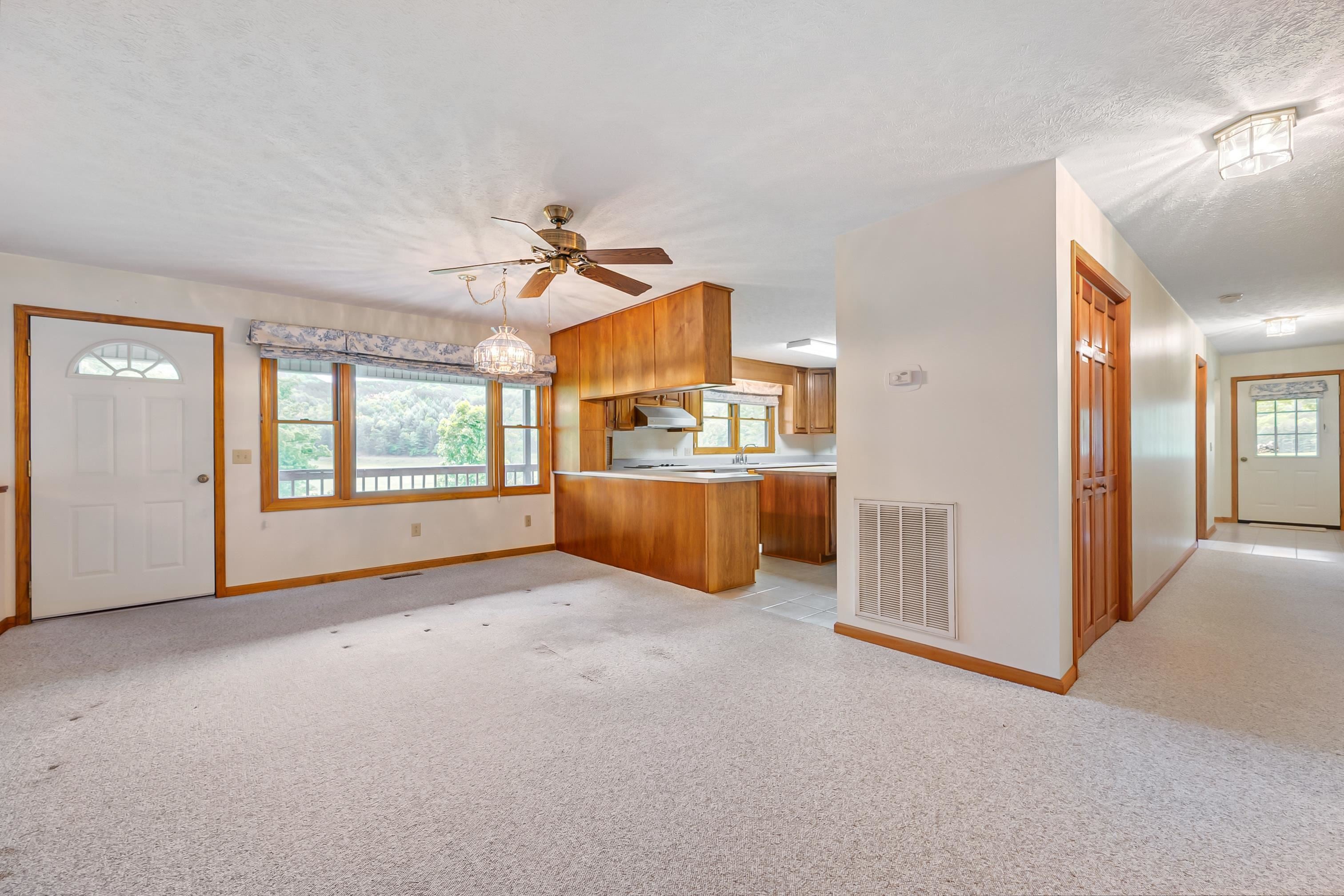 953 Little Creek Road Dublin, VA 24084 - Photo 25 of 124 Gallery Image 25