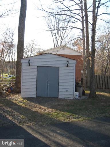 8056 Sinclair Mill Road Manassas, VA 20112 - Photo 14 of 20 Shed