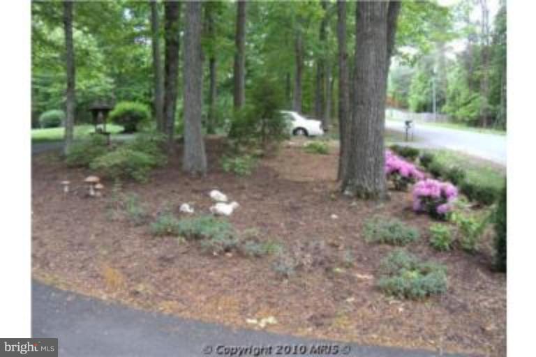 8056 Sinclair Mill Road Manassas, VA 20112 - Photo 20 of 20 Exterior #5
