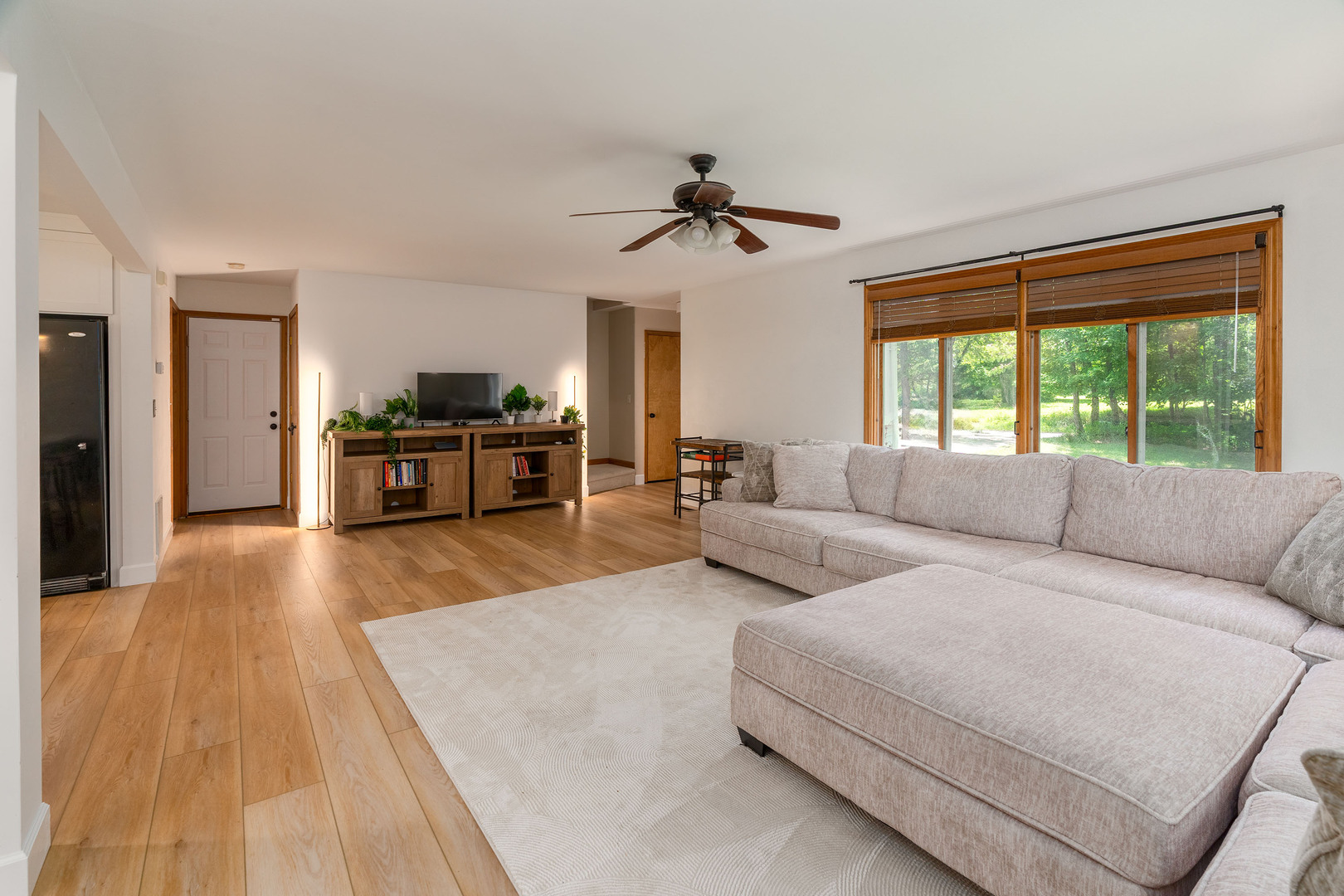 19 Pump Station Road Makanda, IL 62958 - Photo 6 of 36 a living room with furniture and a wooden floor