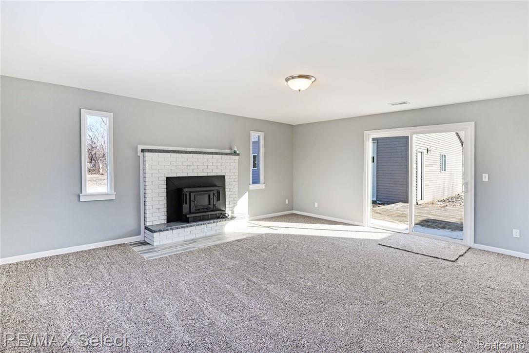 4055 South Genesee Road Grand Blanc, MI 48439 - Photo 5 of 19 CNG_5271.jpg