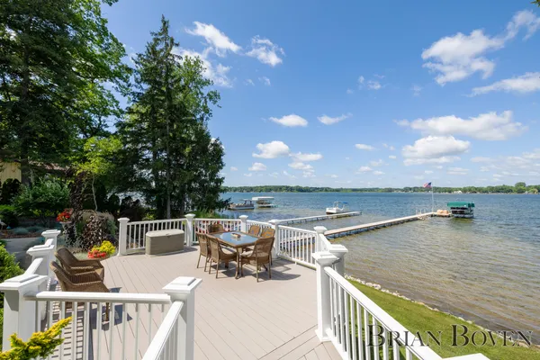 $2,100,000 | 2625 Elmwood Drive, Pierson, MI 49339