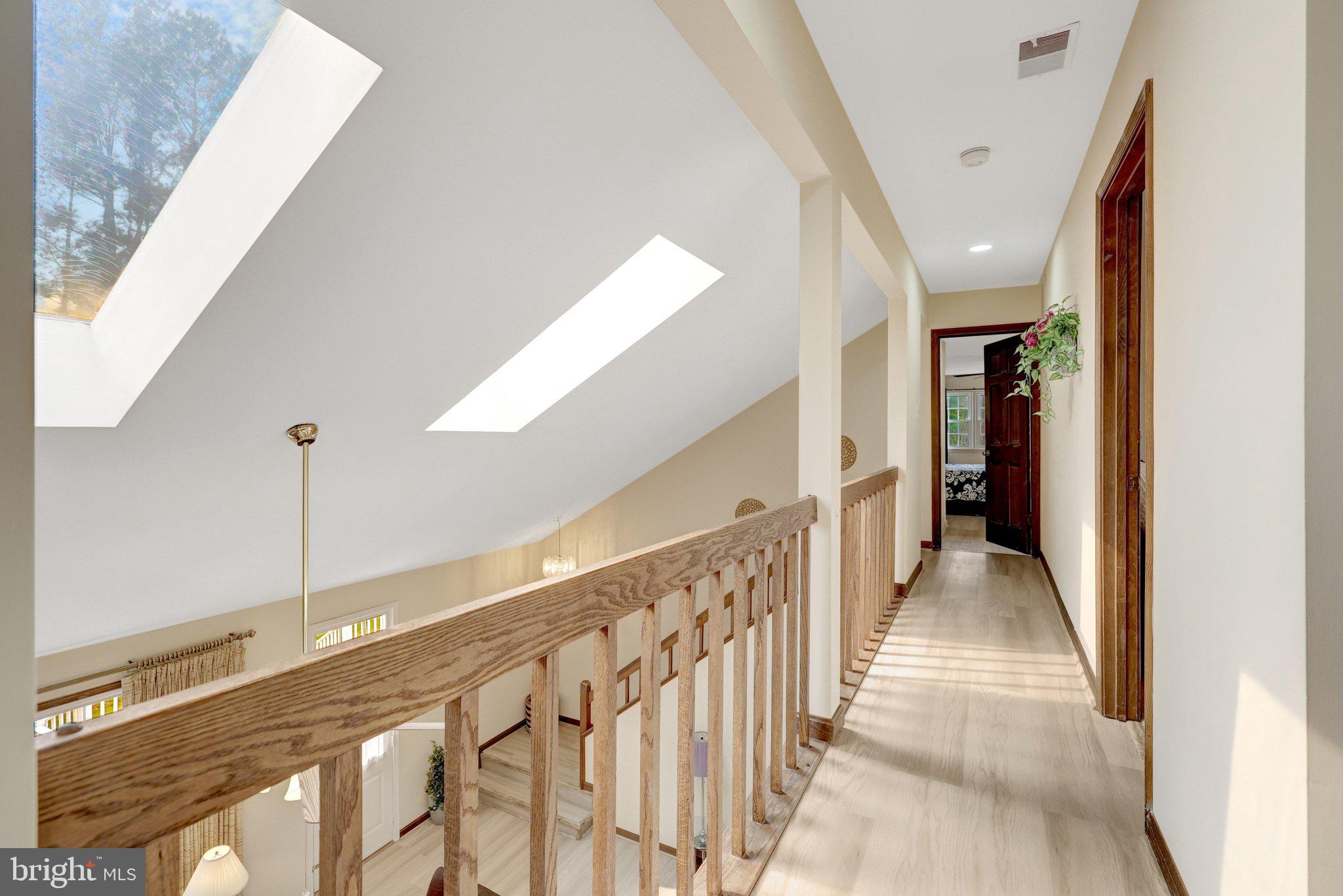 1398 Park Lake Drive Reston, VA 20190 - Photo 16 of 64 a view of hallway