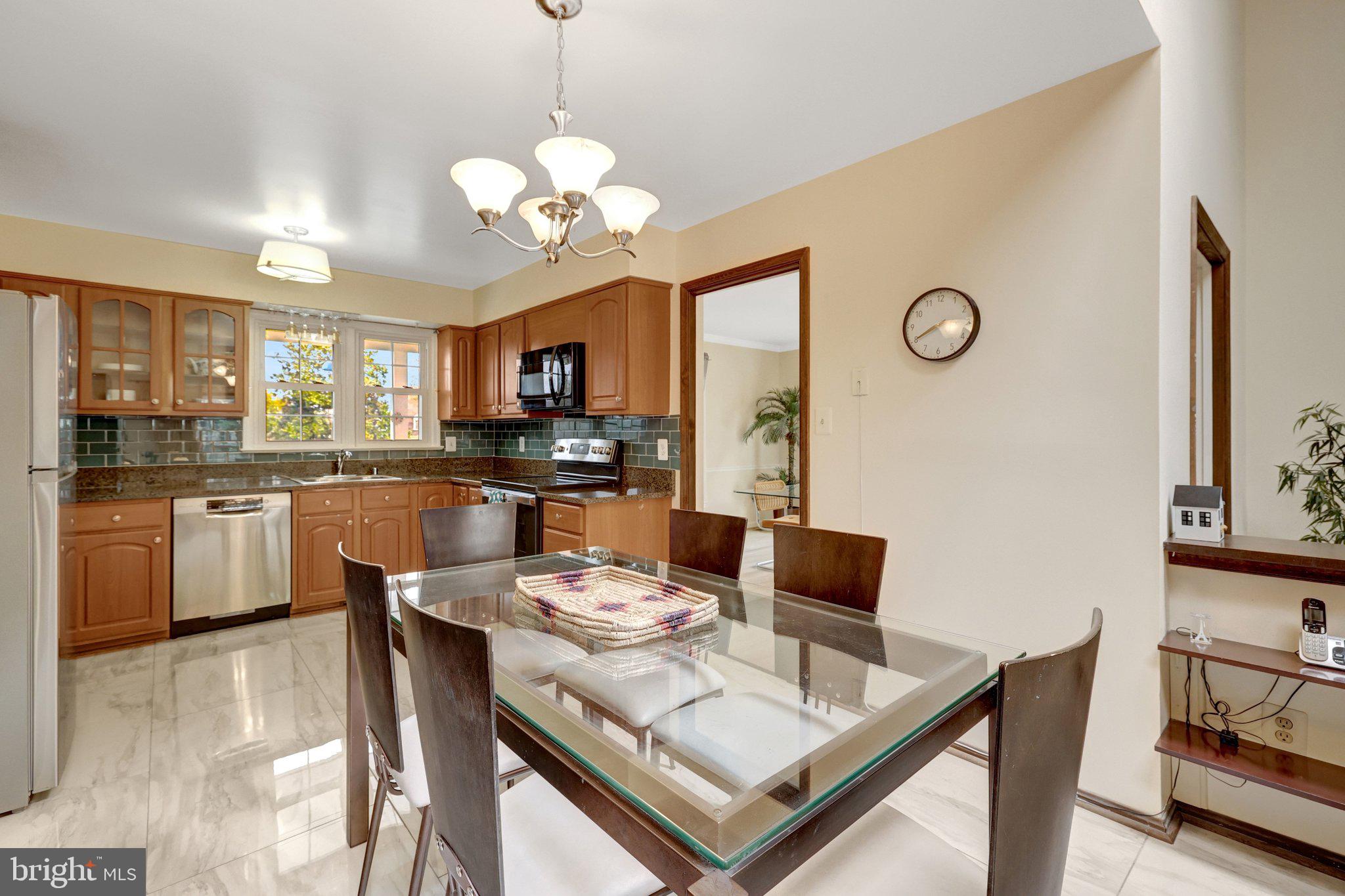1398 Park Lake Drive Reston, VA 20190 - Photo 21 of 64