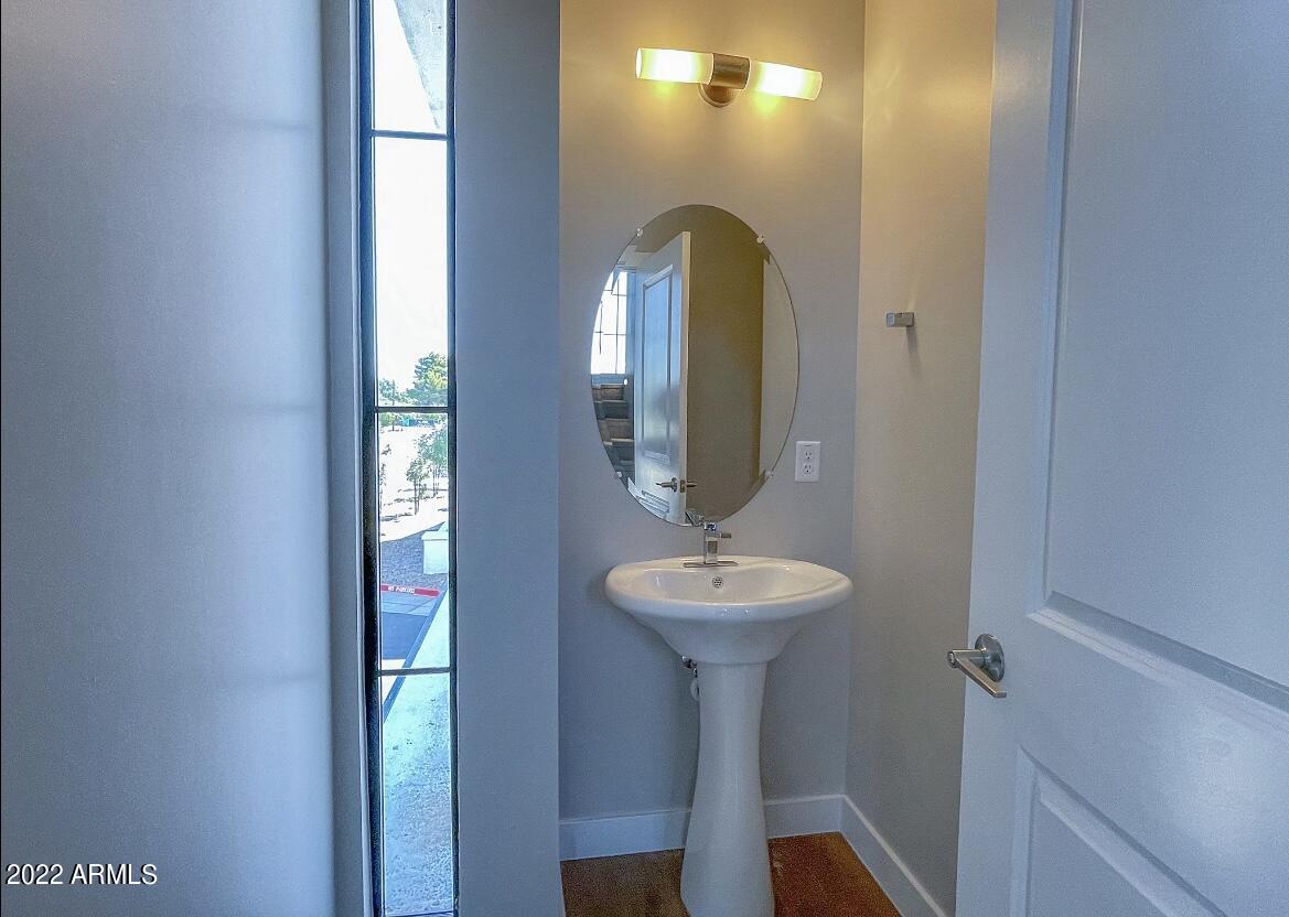 3215 East Flower Street, Unit 2 Phoenix, AZ 85018 - Photo 39 of 59 IMG_0515