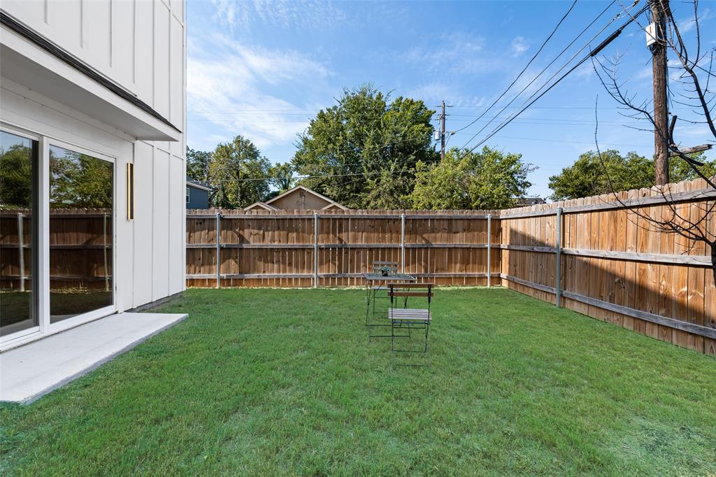 2701 Birmingham Avenue Dallas, TX 75215 - Photo 20 of 21 a view of outdoor space yard and front view of a house
