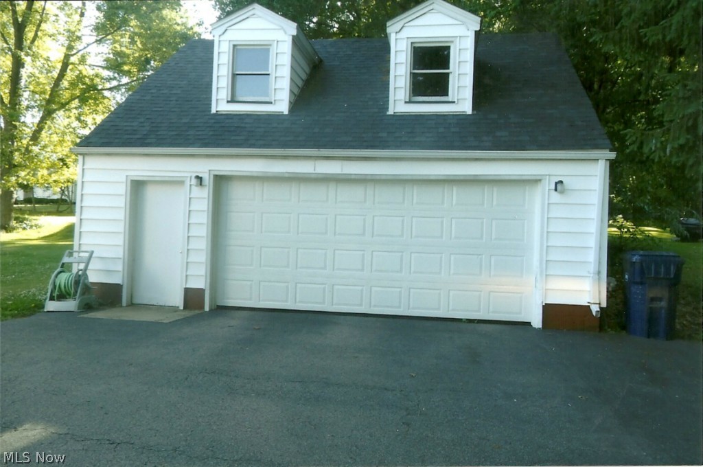 2038 Thomas Hubbard Road Hubbard, OH 44425 - Photo 12 of 12