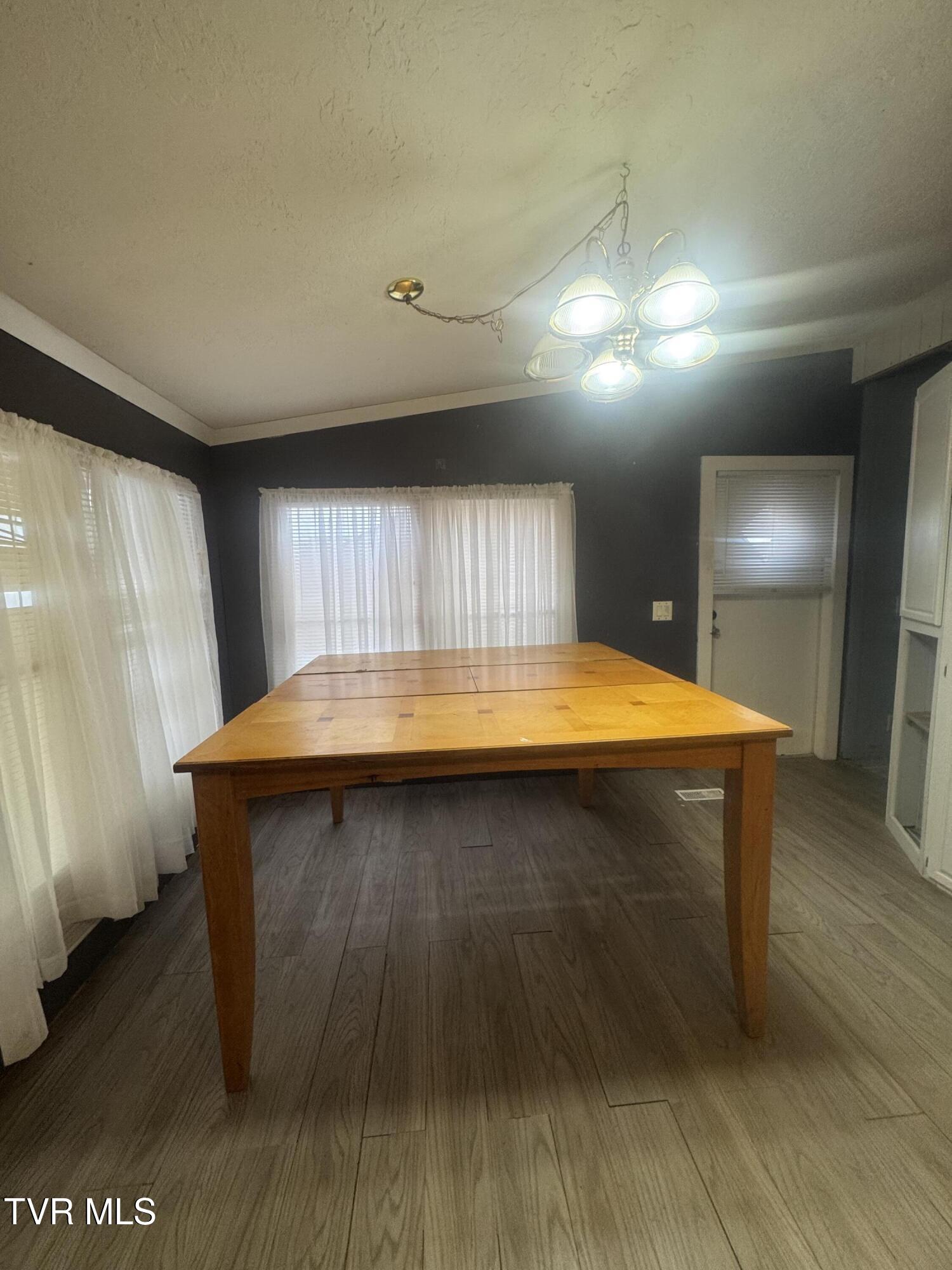 1013 Siam Road Elizabethton, TN 37643 - Photo 9 of 20 IMG_6962