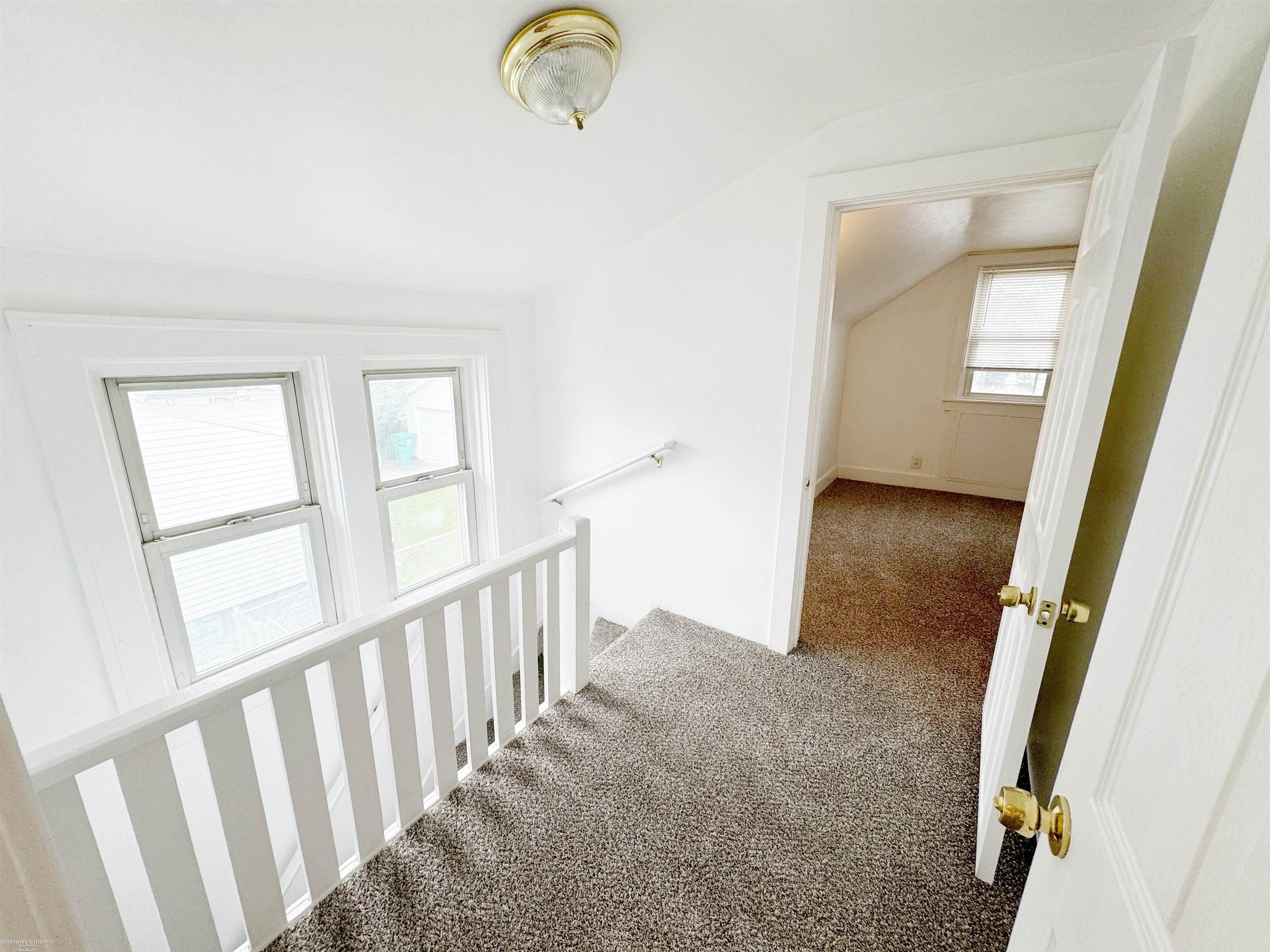 22141 Cushing Avenue Eastpointe, MI 48021 - Photo 17 of 21