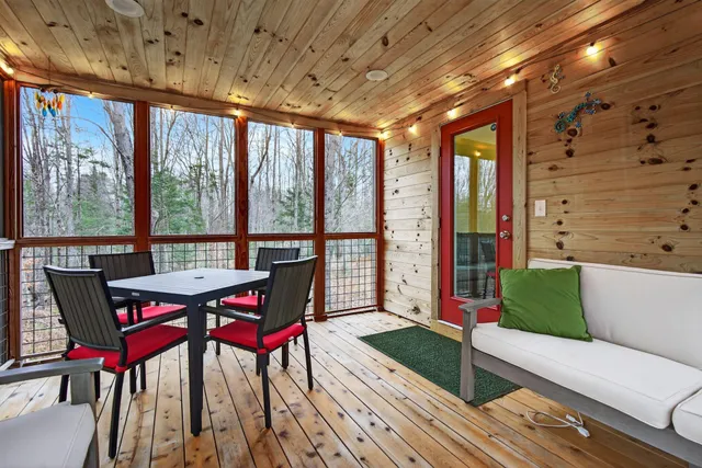 $899,000 | 28 Nyasa Lane, Brunswick, ME 04011